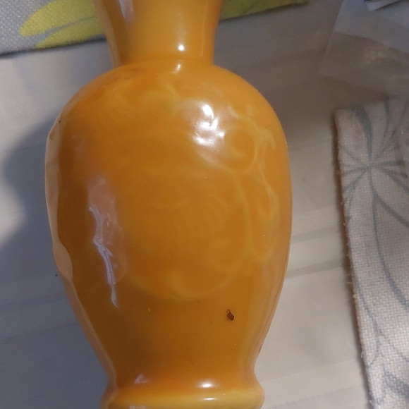 Elegant Orange Vase - Picture 14 of 15